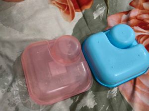 Set of 2 Square Plastic Containers