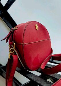 Tommy Hilfiger Red sling bag