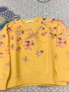 Floral Print Yellow Sweatshirt