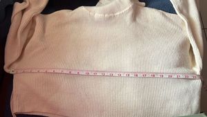 H&amp;M Cozy White Turtleneck Sweater