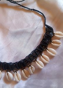 Bohomian beach shell necklace