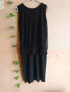 ❤️Elegant Black Dress with Tie Detail❤️