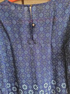 Stylish Blue Floral Print Top