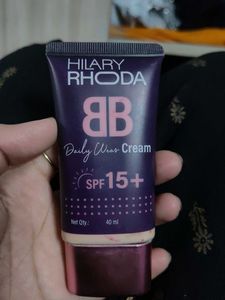 Hilary Rhoda Daily Wear BB Cream SPF 15+