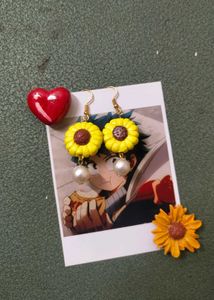 Cheerful Sunflower Pearl Earrings 🌻
