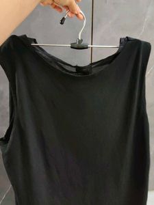 Black Embellished V-Neck Sleeveless Top