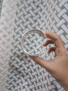 Silver kada