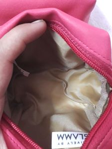 Myglamm Pom Pink pouch Combo