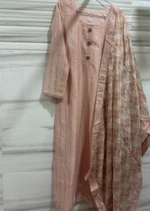 Elegant Pink Kurta with Gold Stripes