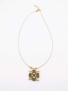 Elegant Pearl Beaded Necklaces Set