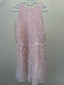 Comb Of  Girls Dress