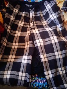 Classic Plaid clouttes