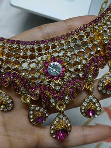 beautiful stone necklace