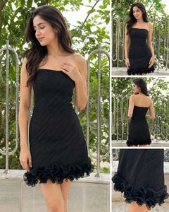 CALVIN KLEIN Elegant Black Cocktail Dress