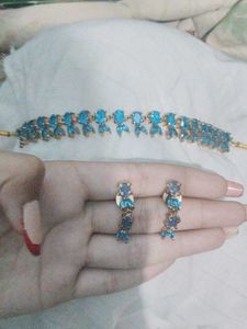 Stunning Blue Gemstone Necklace &amp; Earrings Set