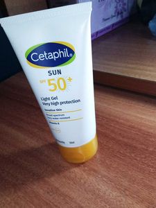 Cetaphil Sun SPF 50+ Light Gel