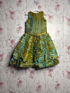 Gorgeous Green Gown for Girls