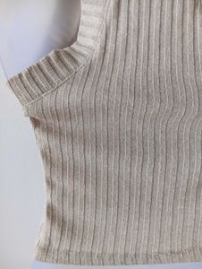 bershka aesthetic knit crop top.