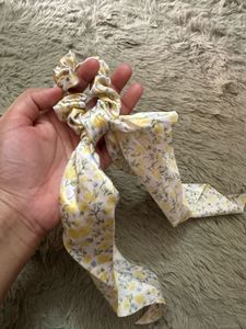 new floral hair scrunchie with bow