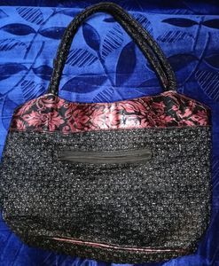 Unique Black &amp; Burgundy Purse