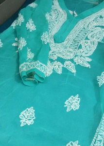 Lucknowi Chikankari Kurti