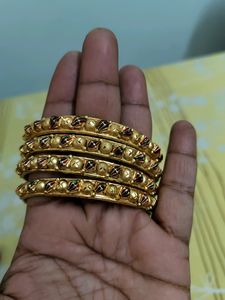 Quality 4 Bangles set, 2.6' Size