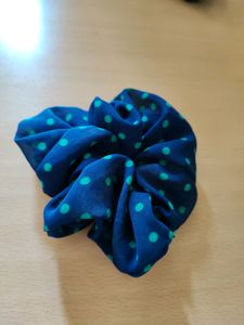 Sale!!!  Set Of 4 Scrunchies