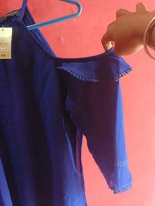 Stylish Blue Cold Shoulder Top