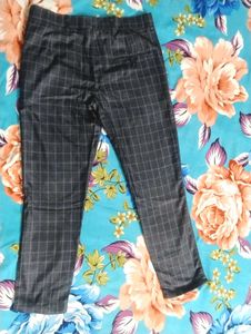 Men's Grey Checked Trousers
