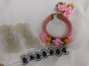 2 Hair Accessories and bracelet combo