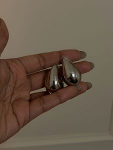 Set of 2 Earrings ( Gold Flower &amp; Silver Teard