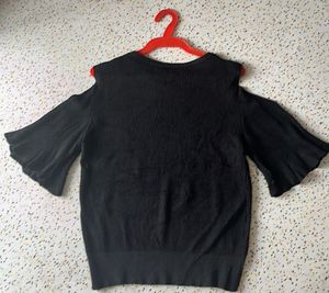Cold Shoulder Black Textured Top