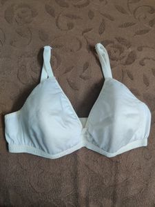 New 🆕 White Bra