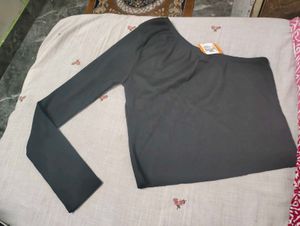 One-Shoulder Long Sleeve Top