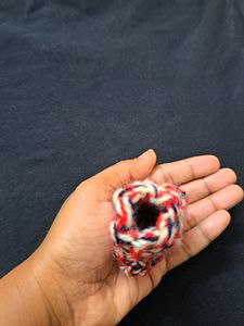 Earphone Holder. Earpod Holder. Can Be Used To Hold Both Wired And Wireless Earphones