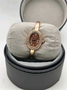 Elegant Oval Dial  cartier Women's Watch