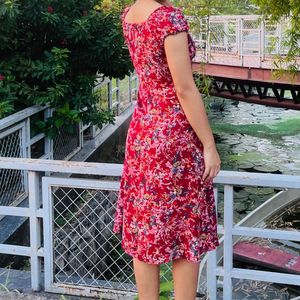 Chic Floral Print Red Dress