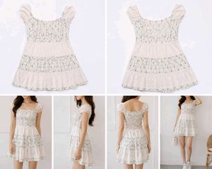 Chic Floral Smocked Mini Dress