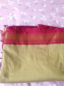 Elegant Saree with Rich Border