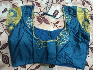 Elegant Blue &amp; Gold Saree