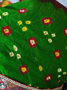 Authentic Vibrant Bandhani Silk Dupatta