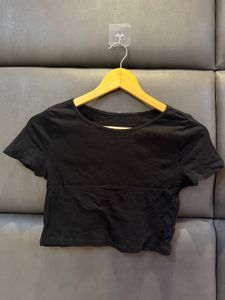 Black Cropped T-Shirt