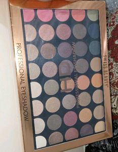 Swiss Beauty 40 Colour Professional Eyeshadow ❤
