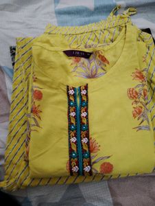 Libas Kurti Pant Set