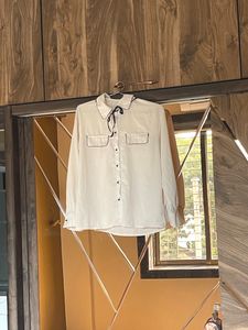 SHEIN WHITE SHIRT WITH RIBBON TIE UP