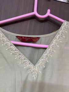 sangaria new Elegant Kurta Set with size L Dupatta