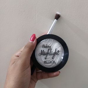 Silver Highligher and a brush