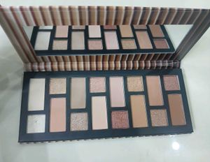 Moobirlet 16 Color Eyeshadow Palette