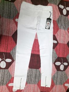 🆕️Korean White Denim Jeans
