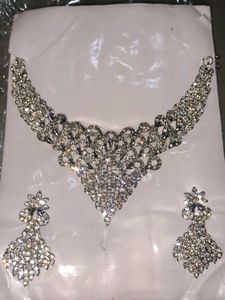 New Diamond White Necklace Set No Return /NoRefund